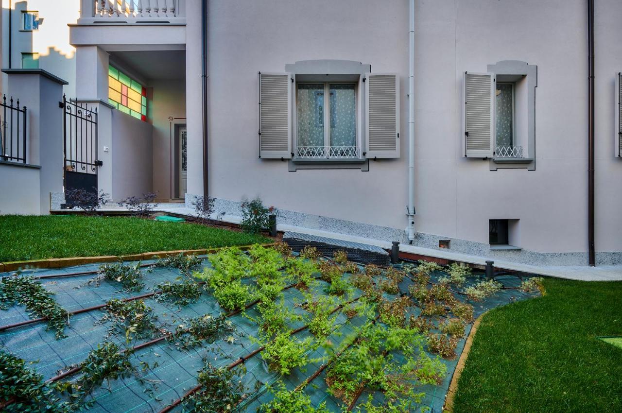 Lecco Lake Apartments Villa Liberty Exteriér fotografie